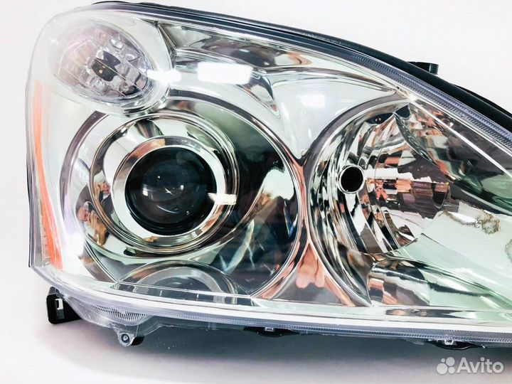 Фара правая Lexus RX 300