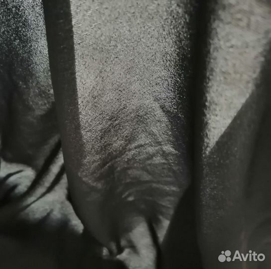 Отрезы вельвета, шифона, пан-бархата и платок