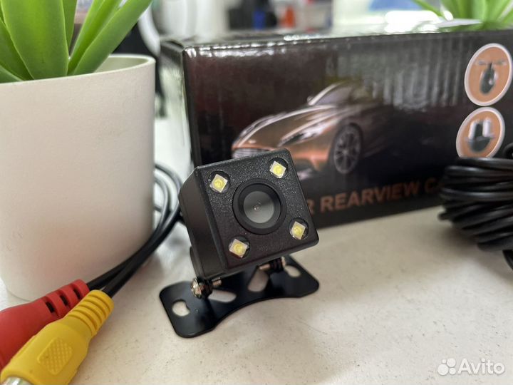 Камера заднего вида E606 (новая, гарантия)