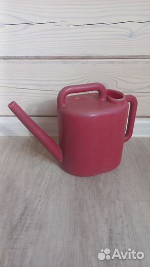 Лейка садовая 2.5 л пластик бу