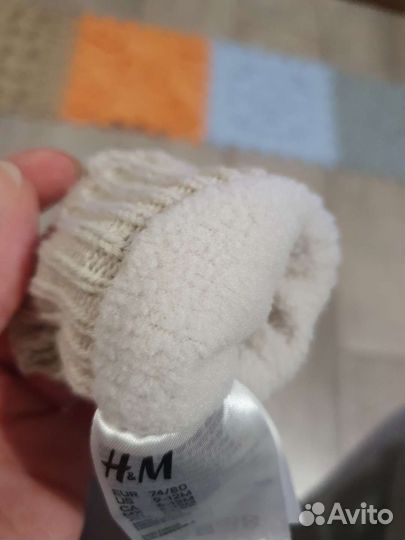 Шапка и варежки hm