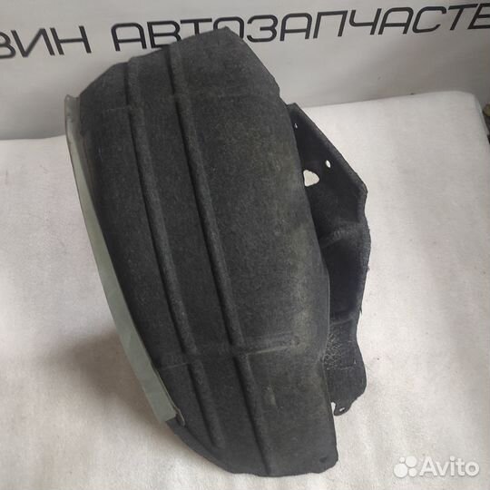 Подкрылок задний правый Mazda 3 BK