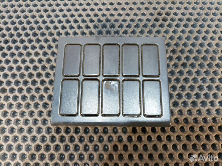 81617010243 Рамка кнопок