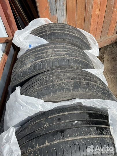 Hankook Optimo K406 235/50 R19
