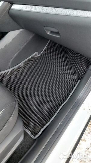 Автомобильные коврики ева на LADA 3D