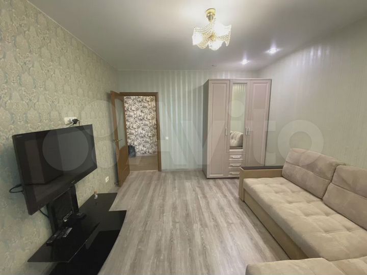 1-к. квартира, 40 м², 8/10 эт.