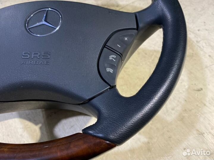 Руль Mercedes-Benz S-Class W220 M113E50 113.960