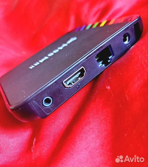 Smart TV приставка H96 Max W2 2/16 Гб новая