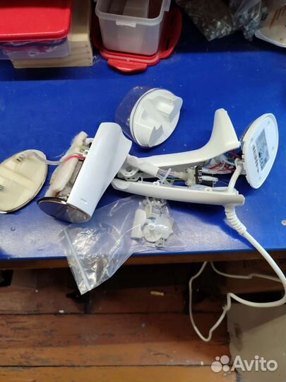 Отпариватель для одежды Polaris