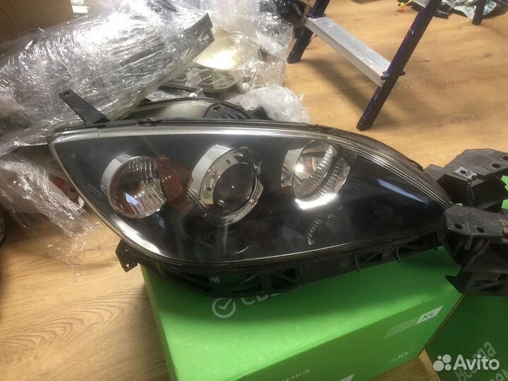 Mazda 3 bk фара хэтчбек левая правая