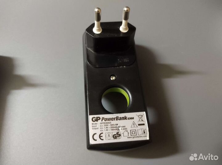 Зарядное устройство для аккумуляторов аа и ааа