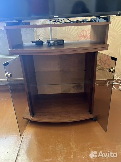 Тумба под телевизор