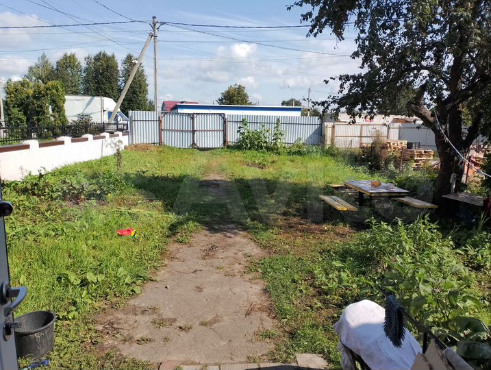 Дом 47 м² на участке 4 сот.