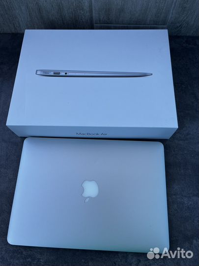 MacBook Air 256 Гб 13/2017