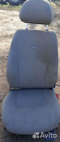 Сиденье переднее правое Лада Калина
