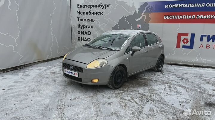 Крыло заднее левое Fiat Punto (199)