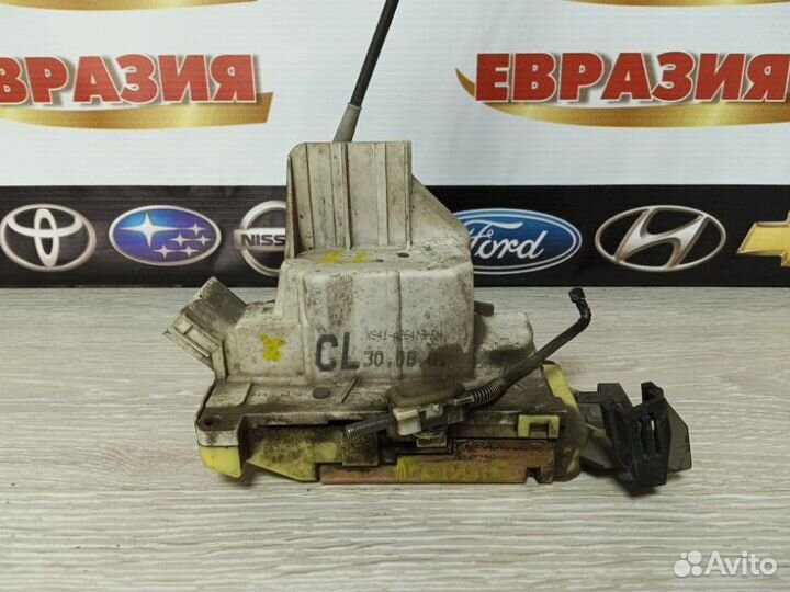 Замок двери задний левый Ford Focus MK1 eydc 2003