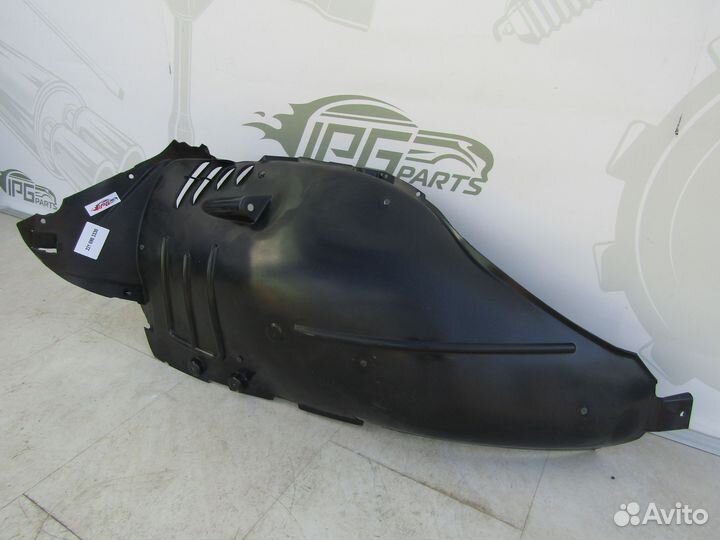 Подкрылок передний Mercedes W221 A2216900730