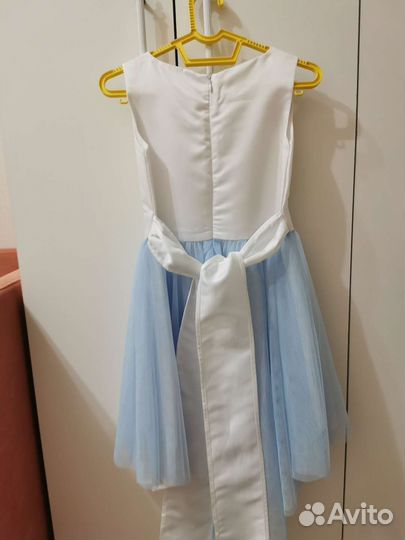 Платье нарядное р. 122