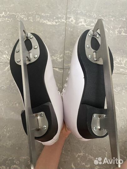 Фигурные коньки