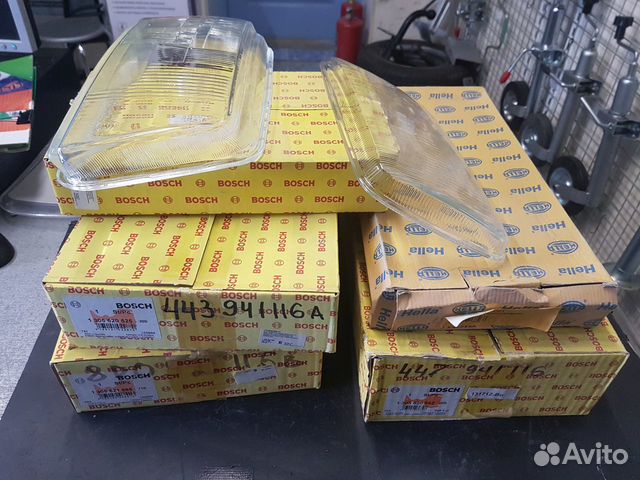 Стекло фары правое A-100 90-94 без противотуманки