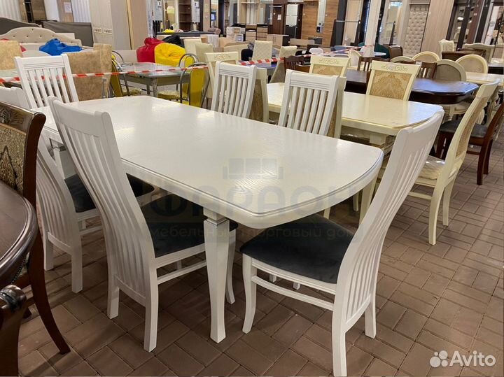 Стол из массива Максимал