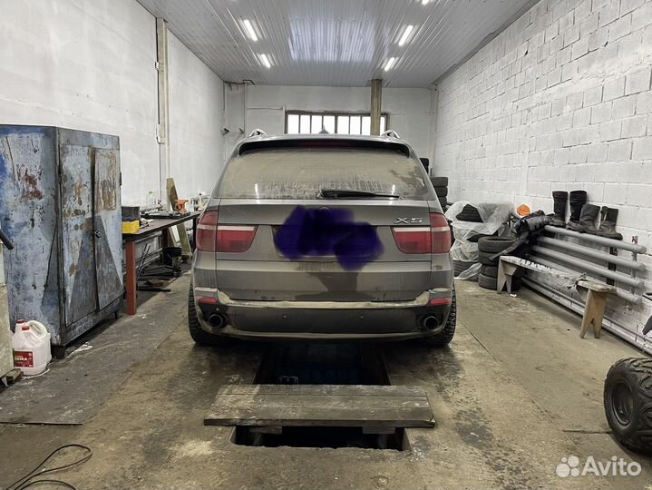 Продам задние фары BMW X5 e70