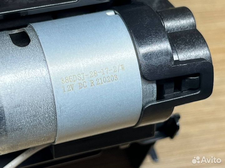 Двигатель в корпусе для турбо щетки Midea M7