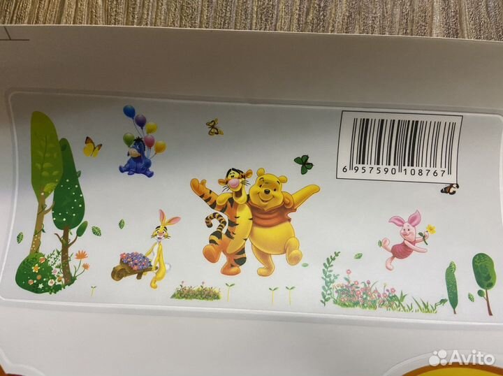 «Винни и его друзья» наклейка в детскую комнату
