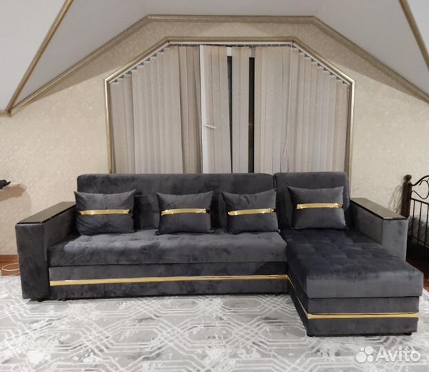 Диван угловой