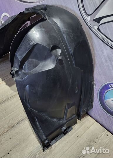 Подкрылок передний renault logan 2 Прав