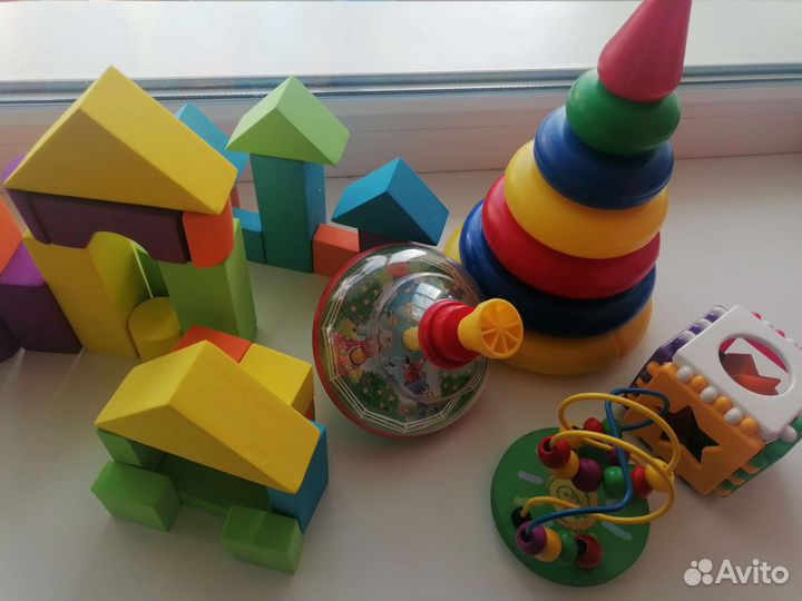 Игрушки для малышей