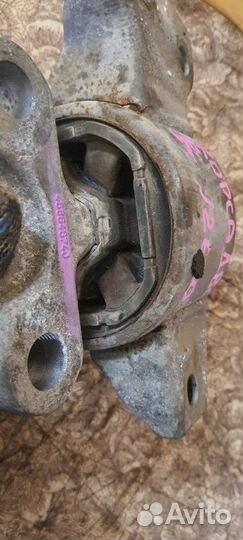 Опора двигателя правая Opel Corsa D 1.4L 2007