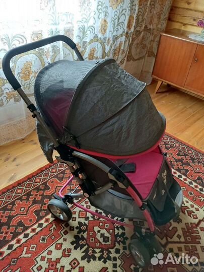 Прогулочная коляска