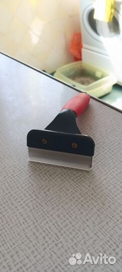 Чесалка дешеддер триммер для животных