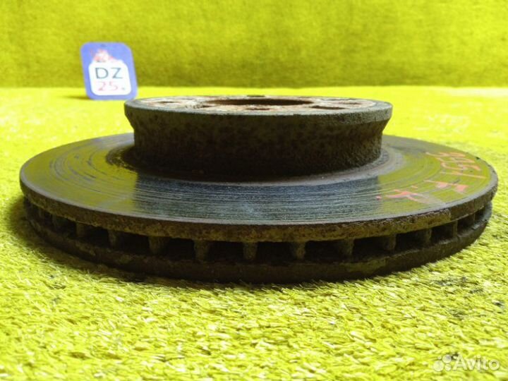 Тормозной диск передний правый Mazda Mpv