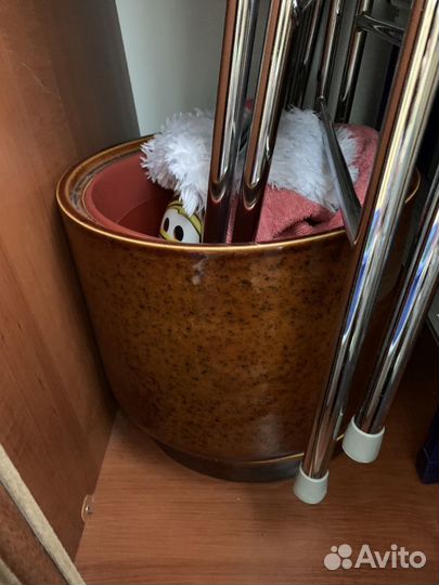 Горшок для цветов большой