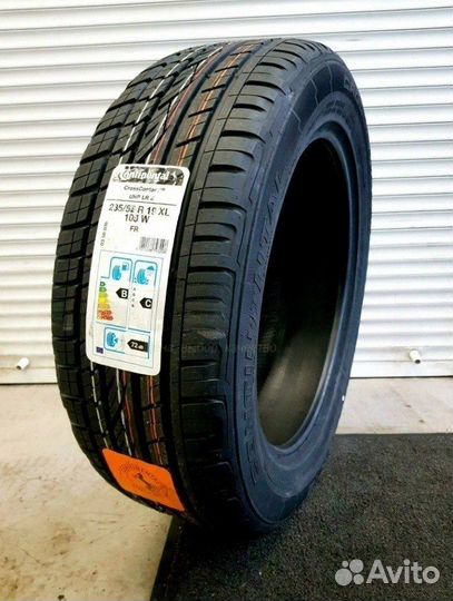 Pirelli Cinturato P7 245/40 R19 88Y