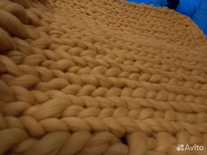 Яркий детский плед из мериносовой шерсти