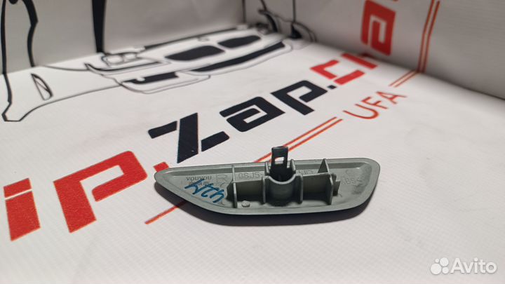 Крышка форсунки Правая Mazda 6 GJ 18-24 Синий