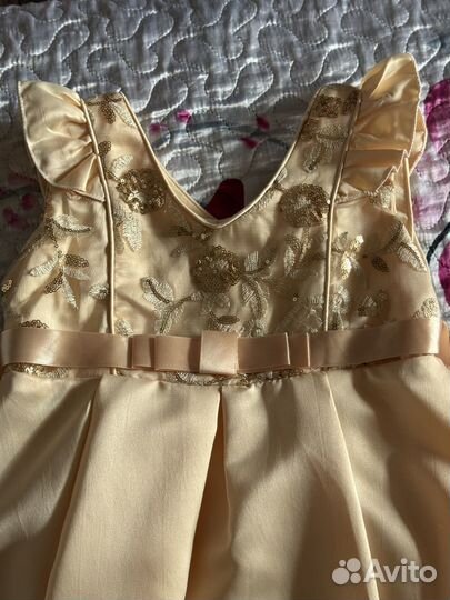 Платье нарядное