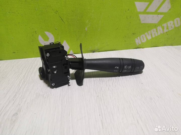 Переключатель поворотов Рено Клио 2 Симбол