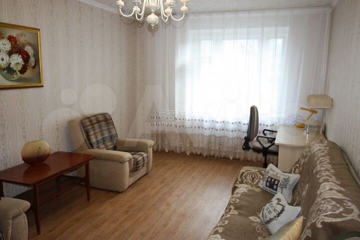 2-к. квартира, 62 м², 3/10 эт.