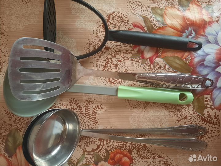 Столовые приборы