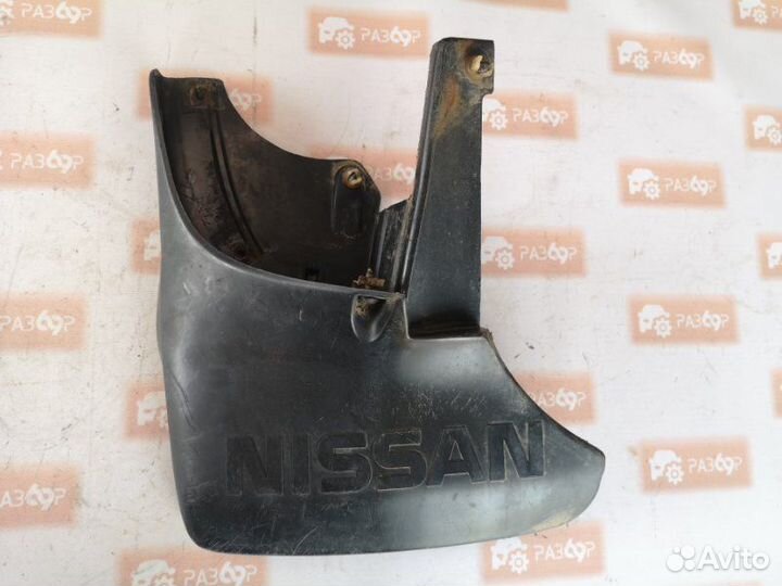 Брызговик задний правый Nissan Patrol Y61 RD28TI