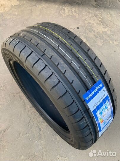 Windforce Catchfors UHP 245/35 R20