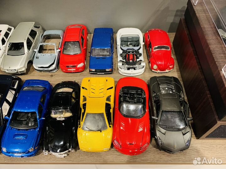 Модель автомобилей 1/24