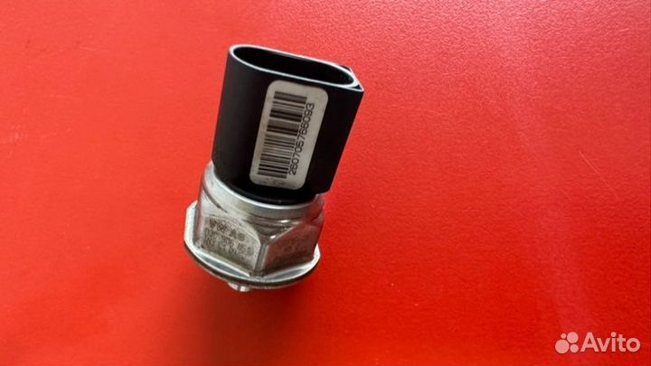 Датчик давления топлива Audi A6 C6 AUK 3.2 2008