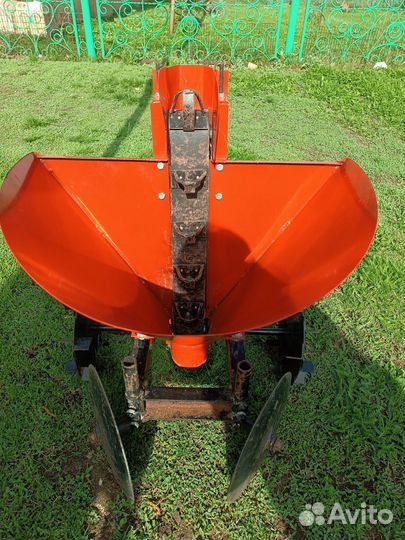 Картофелесажалка новая