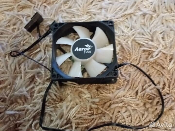 Вертушка Aero Cool 90см б/у